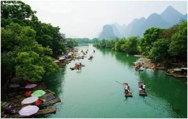 科捷龍機(jī)器人2018年年會(huì)旅游活動(dòng)之廣西陽(yáng)朔